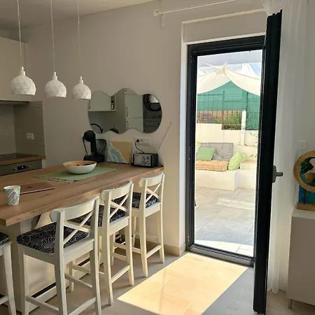 Apartamento Marevista - Sea View, Pool & Private Garden Near Trogir